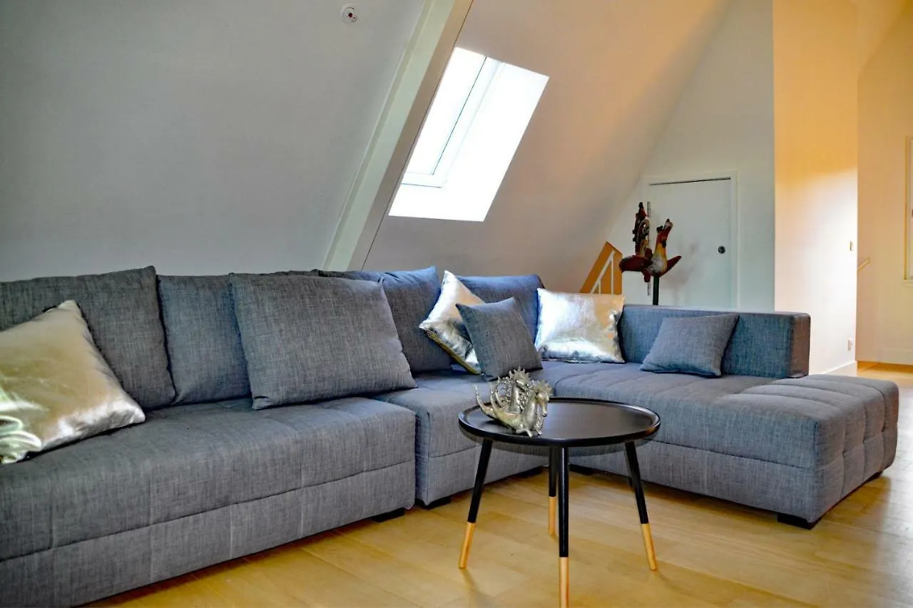 Antwerp Old Town Triplex Apartment