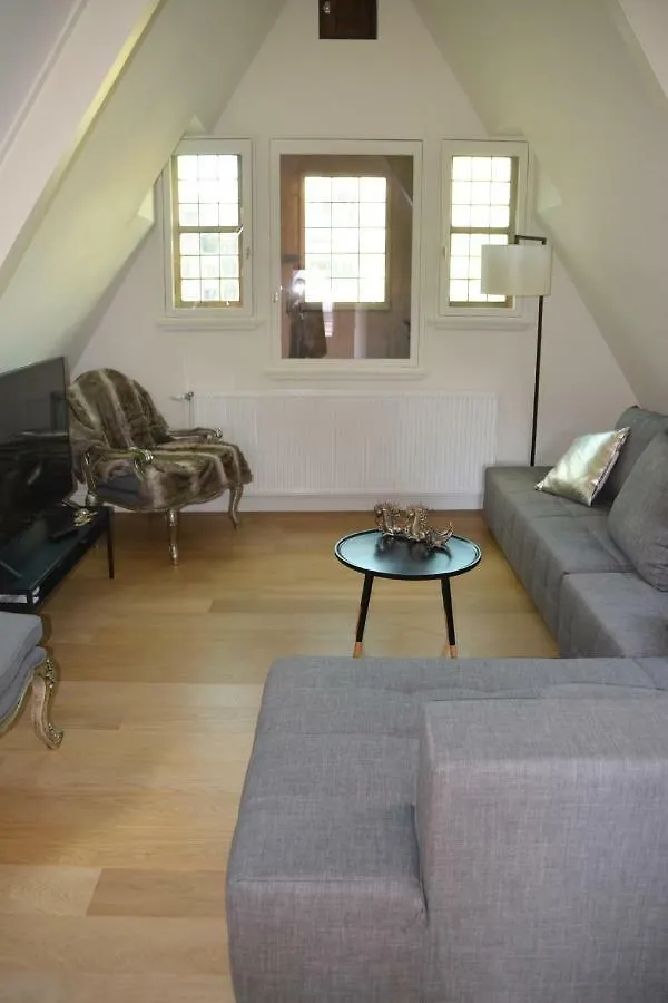 Antwerp Old Town Triplex Apartment
